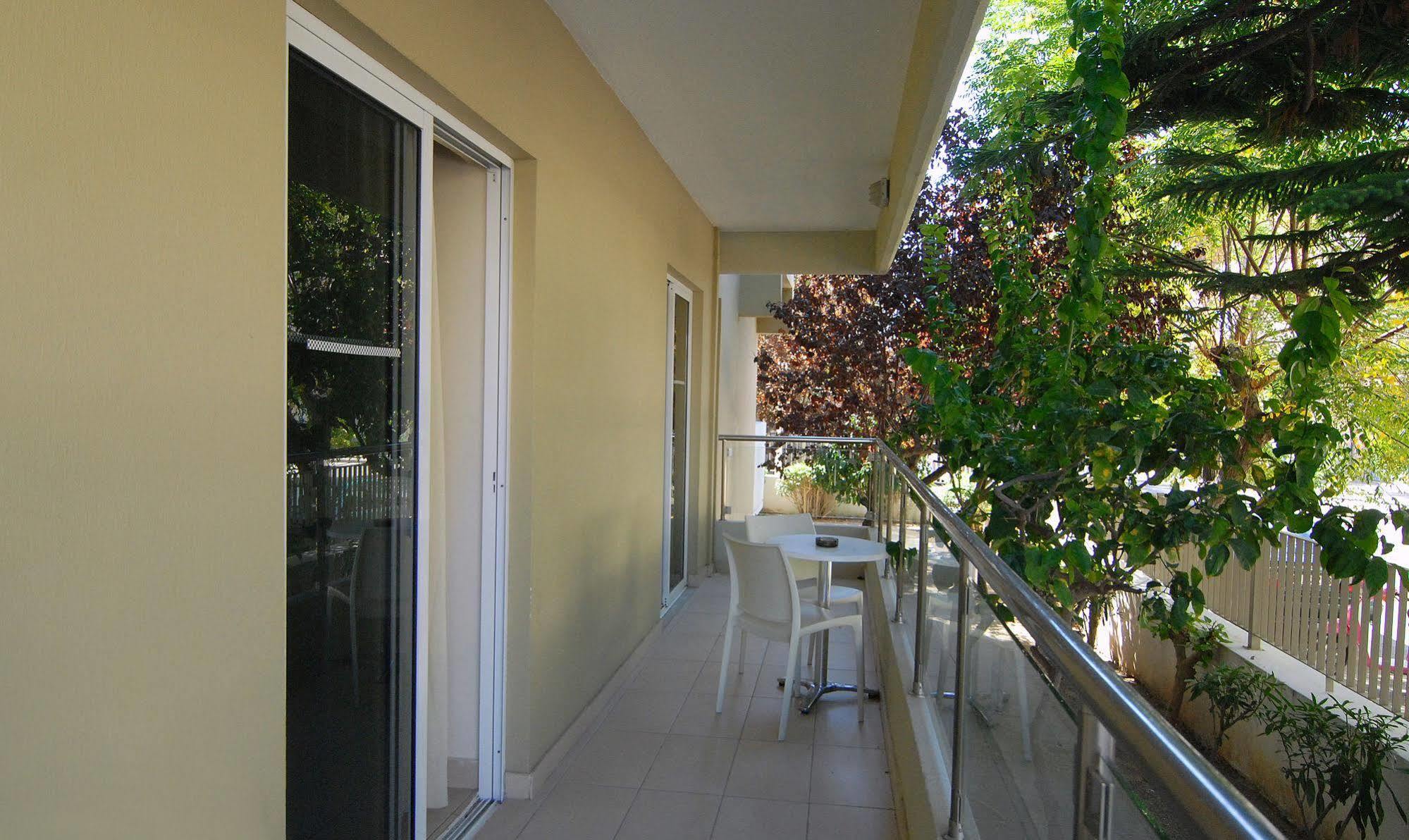 Michel Apartments Cos Exterior foto